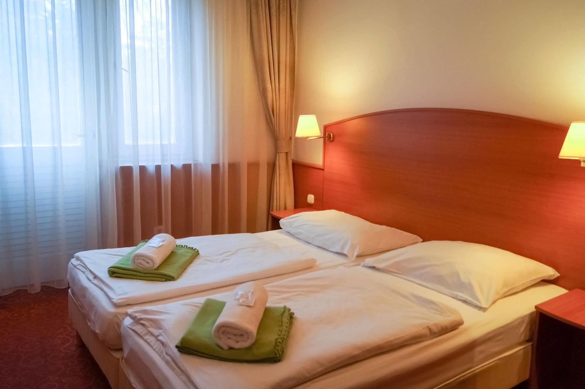 Bed & Breakfast Korona Panzio