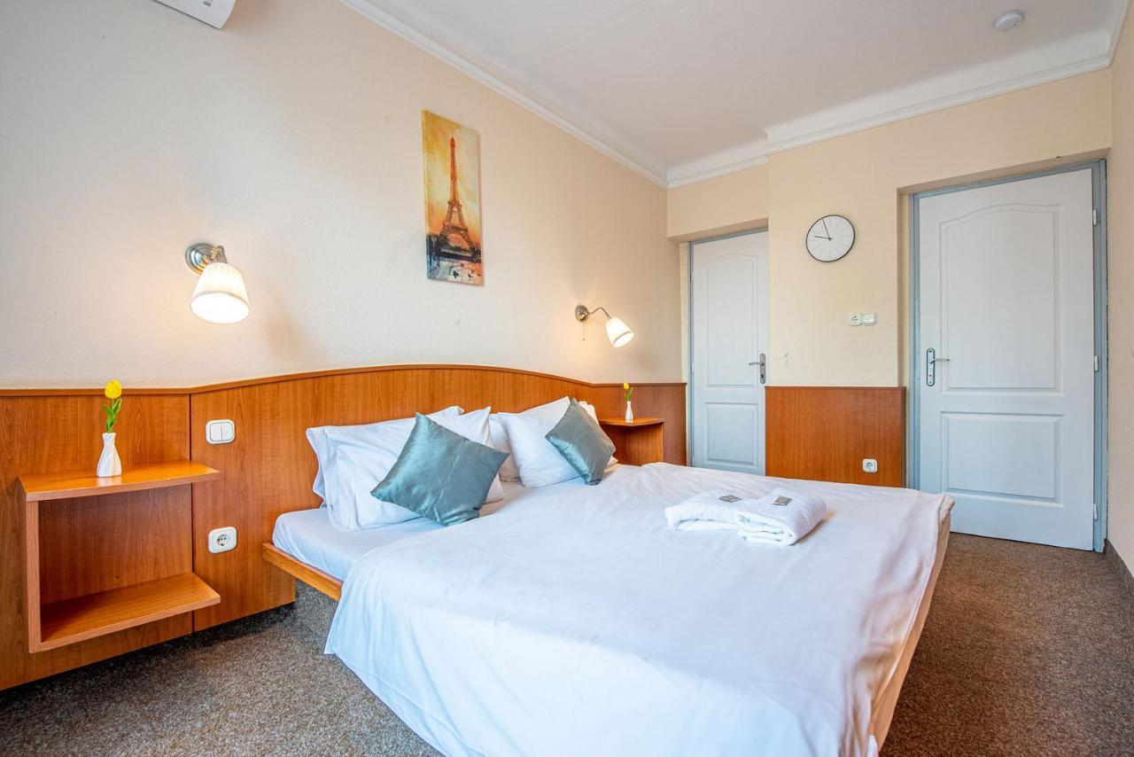 Bed & Breakfast Korona Panzio Boedapest